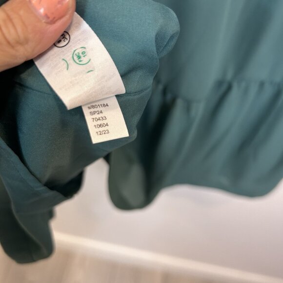 🛑 LOFT Size Medium Teal Sleeveless Ruffled Tiered Dress Pleated Smocked - Picture 7 of 10